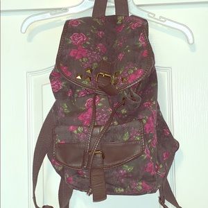 Backpack Black with studs and roses